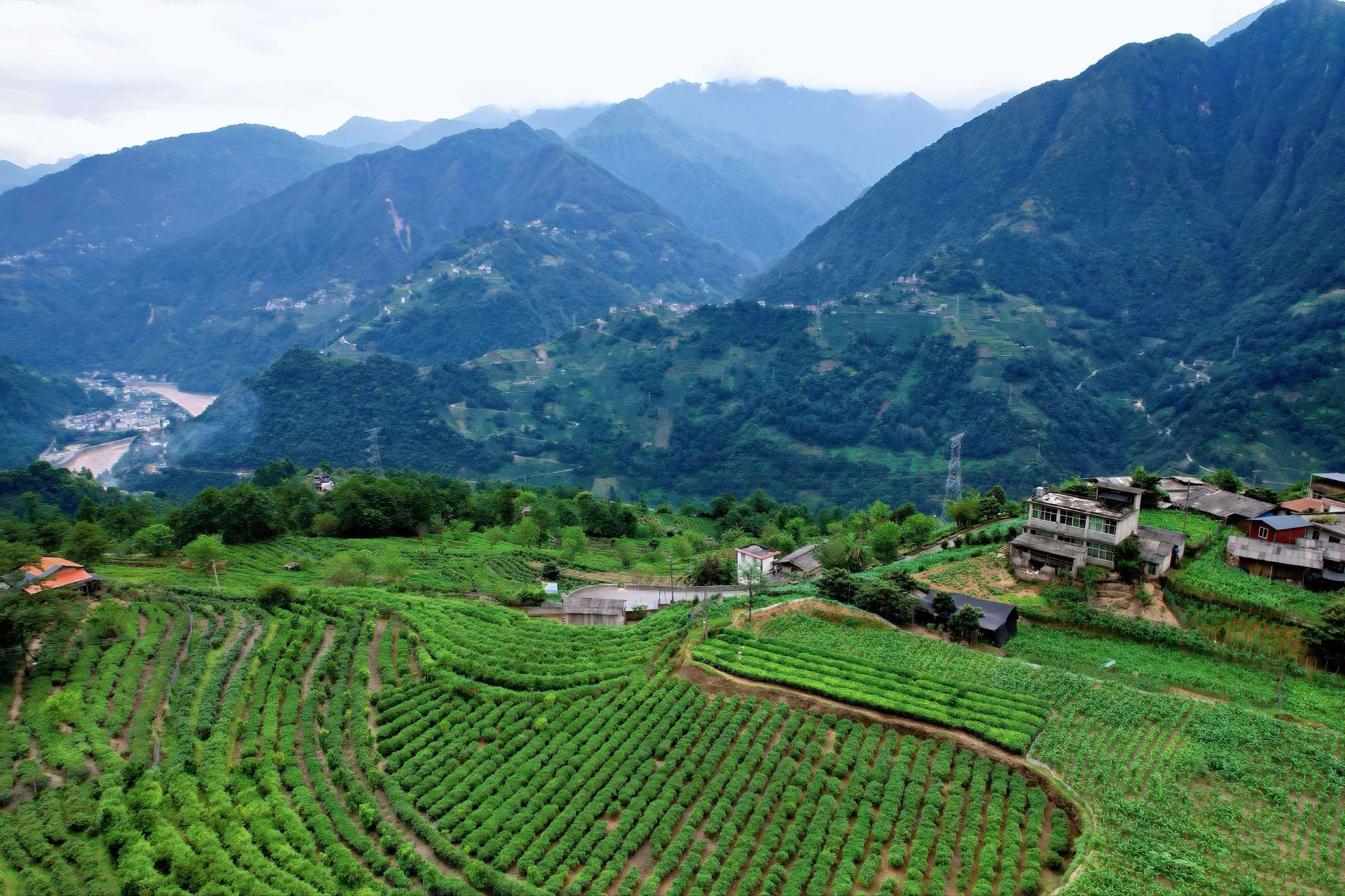 村风采
