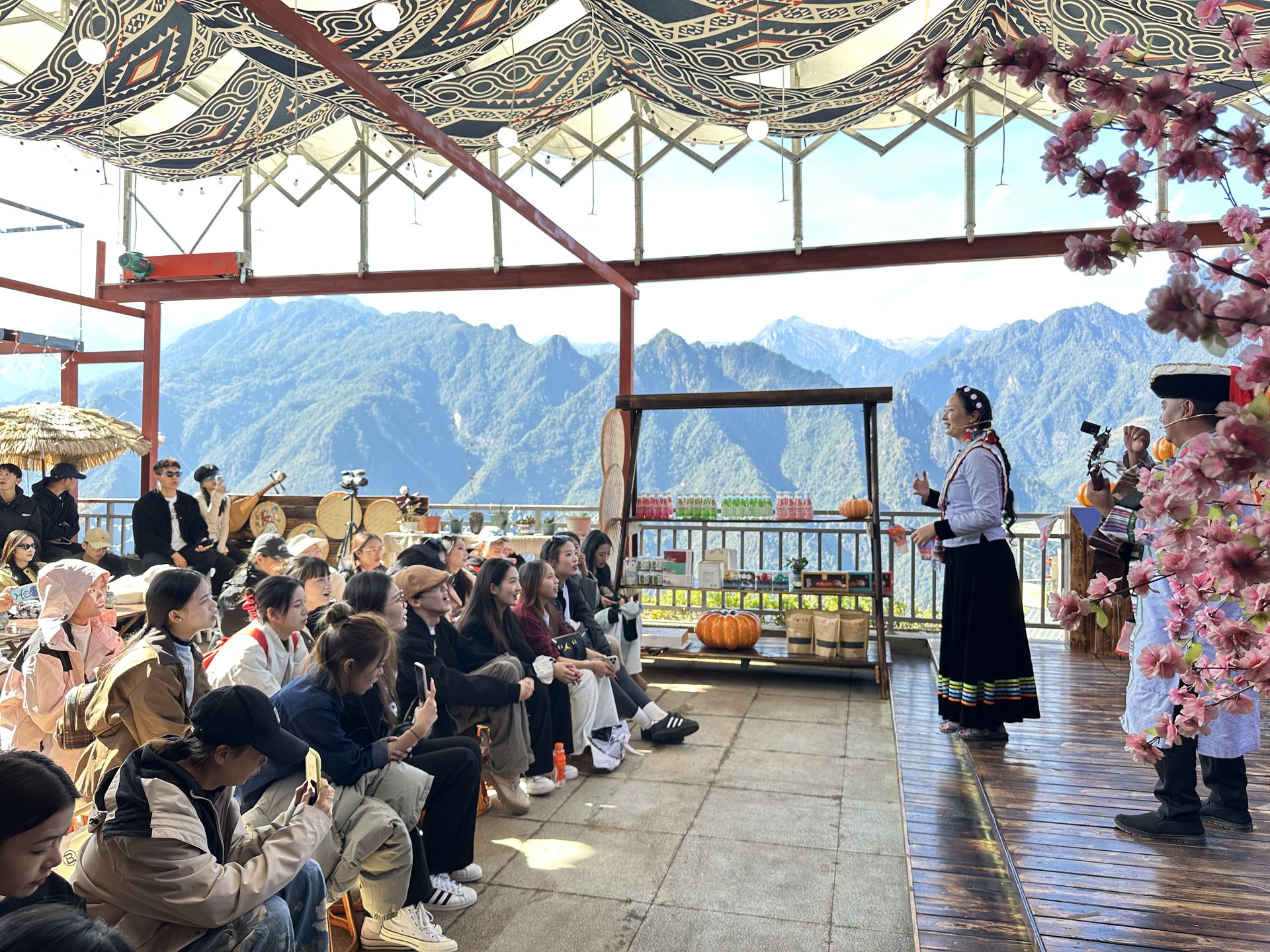 村风采